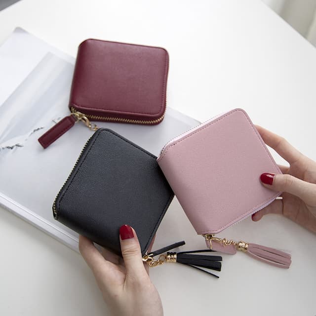 Short wallet, square fashionable shoulder bag with zipper, 2023, suitable for import, Korean style